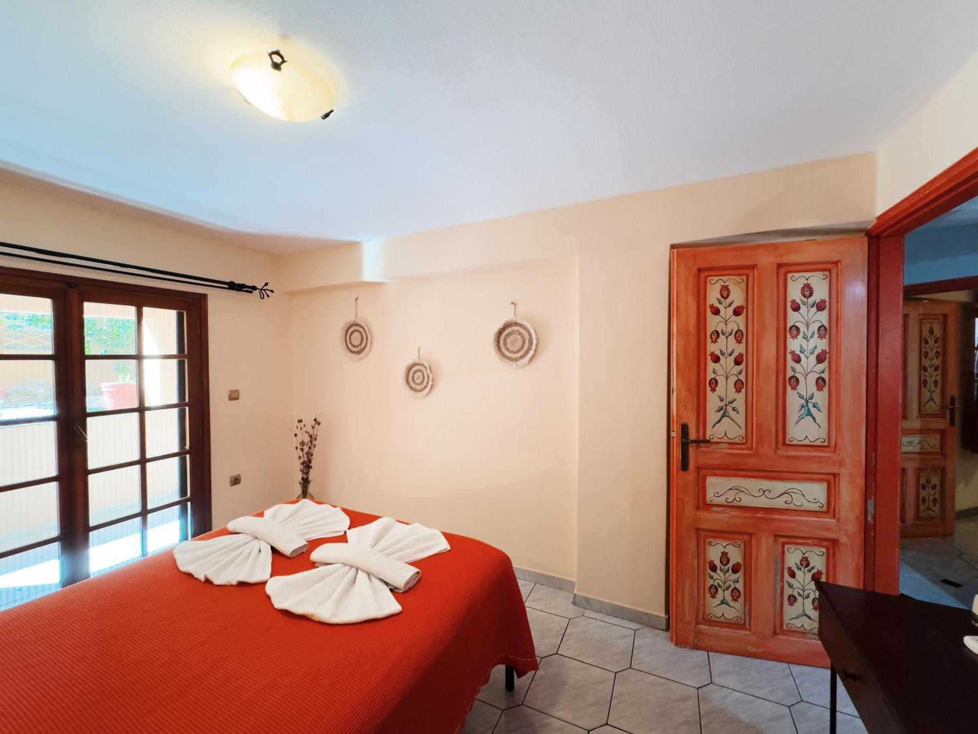 Villa Eleni Seaside Apartments Platanés Dış mekan fotoğraf