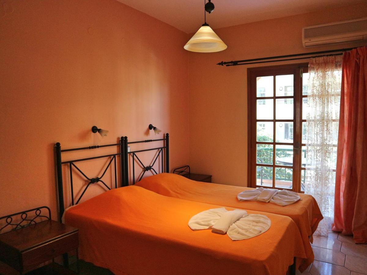 Villa Eleni Seaside Apartments Platanés Dış mekan fotoğraf